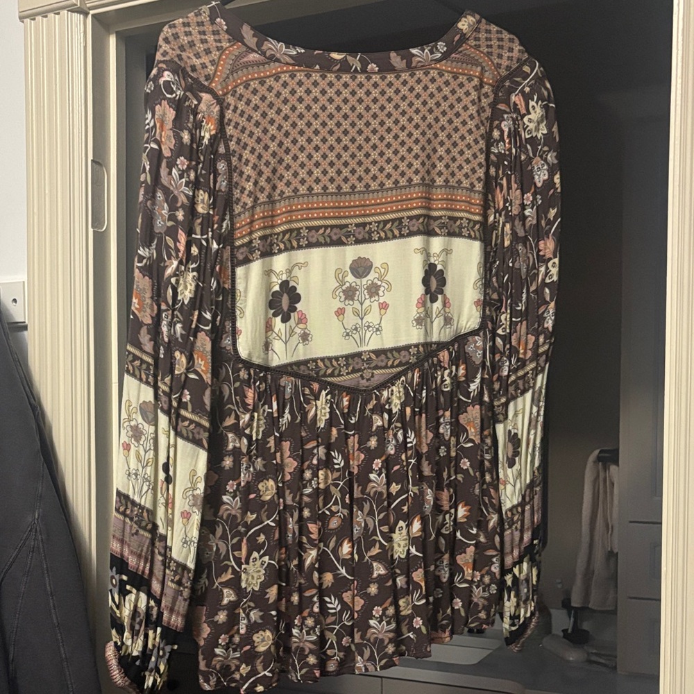 Spell & the Gypsy Collective Portabello Road Blouse in Nightshade - Picture 6 of 7